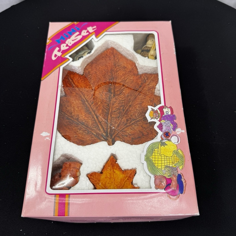 1994 Popular Imports Christmas Miniature Tea‎ Set,  Thanksgiving Edition